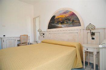 Isolabella Hotel Ventotene Zewnętrze zdjęcie