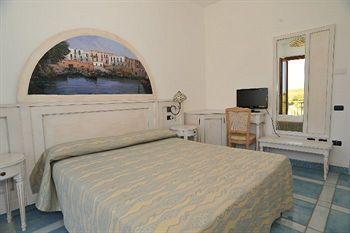 Isolabella Hotel Ventotene Zewnętrze zdjęcie